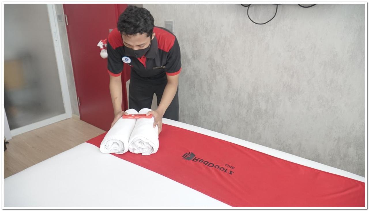 Reddoorz Plus @ Purwosari Solo Exteriér fotografie